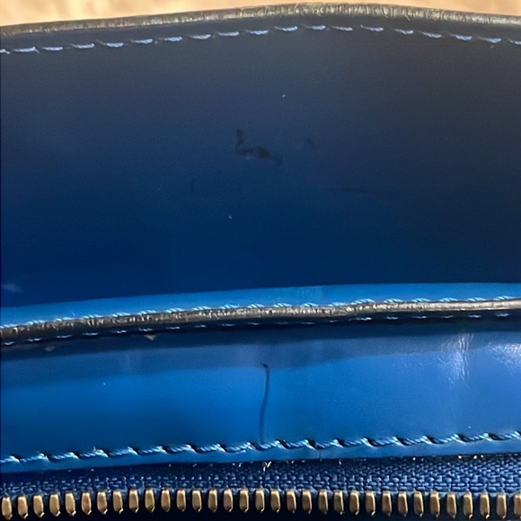 LOUIS VUITTON Vintage Epi Pont Neuf - Picture 16 of 17